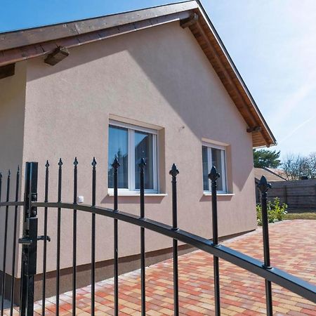 Apartmán Vivien Vendeghaz 2 Ordacsehi Exteriér fotografie