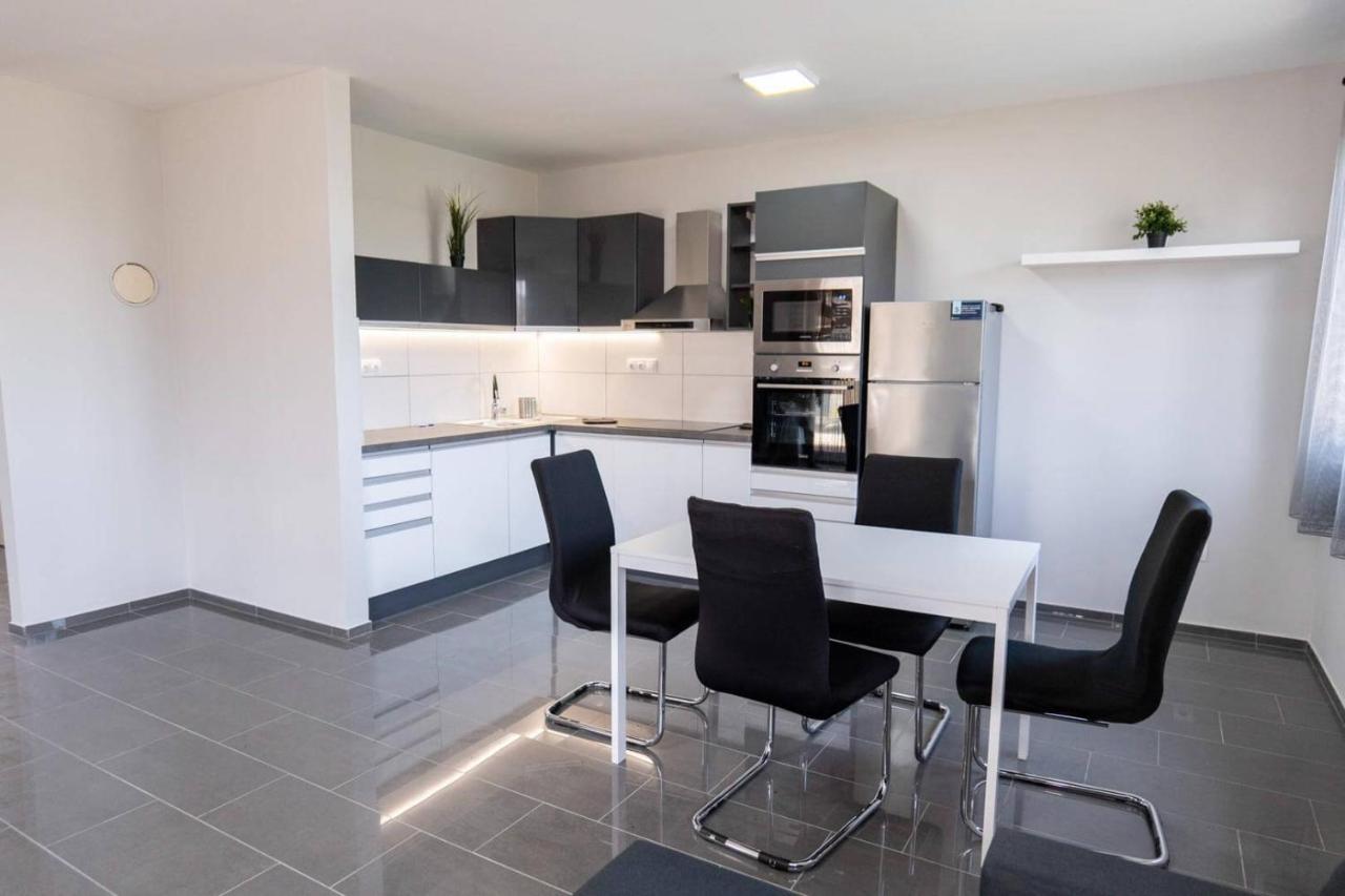 Apartmán Vivien Vendeghaz 2 Ordacsehi Exteriér fotografie